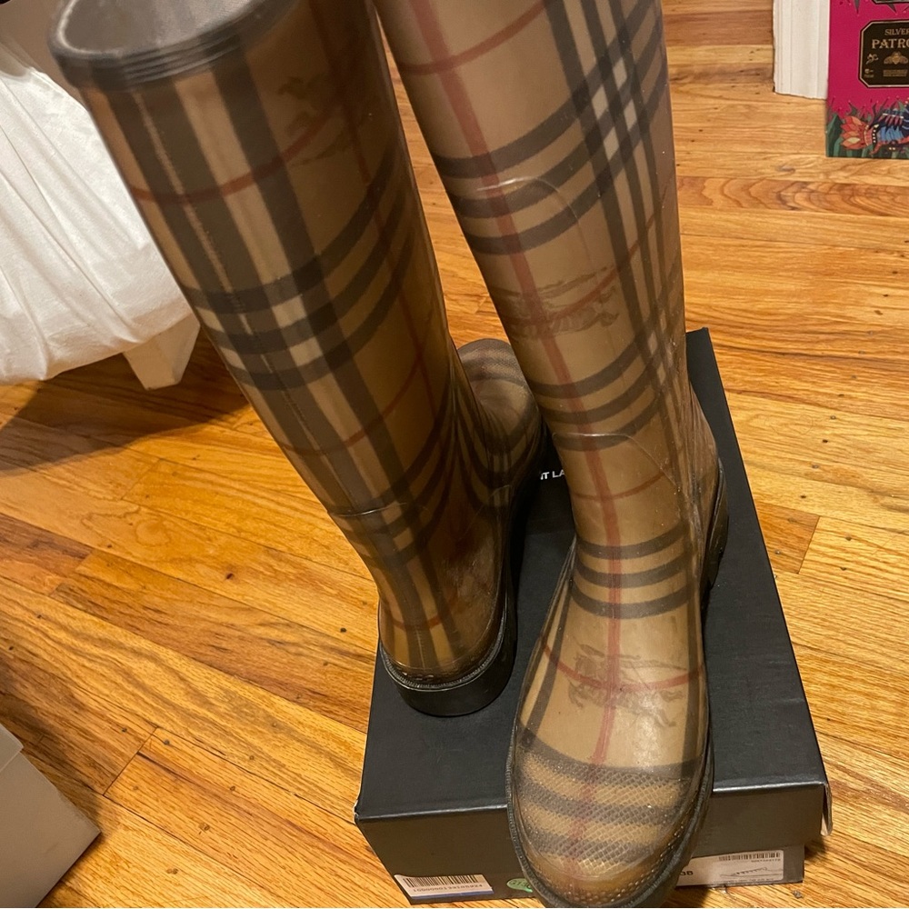 Burberry rain boots